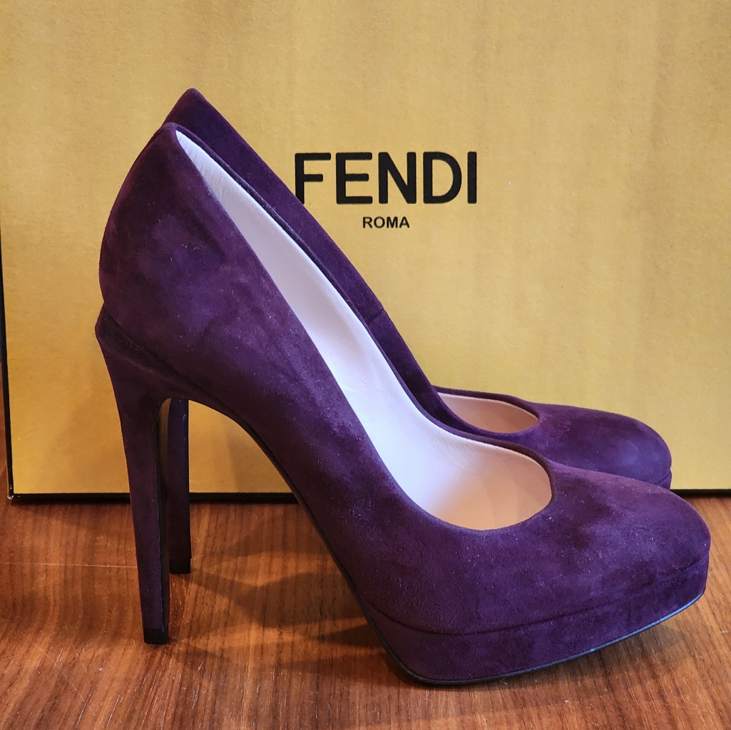 Brand New 100% Authentic Fendi Suede Leather Stilleto Shoes Plum